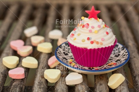 Fair Trade Photo Birthday, Colour image, Cupcake, Food and alimentation, Horizontal, Invitation, Party, Peru, South America, Star, Sweets