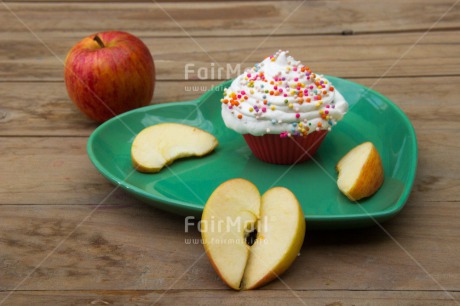Fair Trade Photo Apple, Birthday, Colour image, Cupcake, Food and alimentation, Fruits, Health, Horizontal, Mothers day, Party, Peru, South America