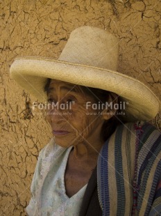 Fair Trade Photo Activity, Clothing, Colour image, Day, Farmer, Hat, Looking away, Old age, One woman, Outdoor, People, Peru, Portrait halfbody, South America, Street, Streetlife, Vertical