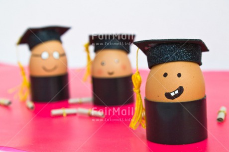 Fair Trade Photo Clothing, Colour image, Congratulations, Diploma, Egg, Food and alimentation, Hat, Horizontal, Indoor, Peru, Pink, South America, Success, Three, White