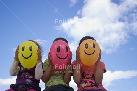 Fair Trade Photo Balloon, Colour image, Emotions, Friendship, Group of girls, Happiness, Horizontal, Outdoor, People, Peru, Smile, South America, Summer, Together