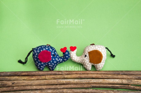 Fair Trade Photo Animals, Colour image, Couple, Elephant, Green, Heart, Love, Marriage, Peru, Red, South America, Textile, Valentines day, Wedding