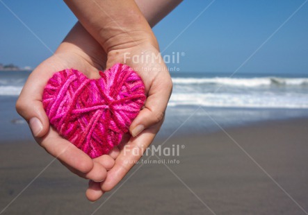 Fair Trade Photo Beach, Colour image, Day, Friendship, Heart, Horizontal, Love, Marriage, Outdoor, Peru, Pink, Pregnant, Sea, South America, Together, Wedding