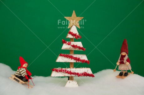 Fair Trade Photo Christmas, Colour image, Horizontal, Peru, Seasons, Sleigh, Sleighing, Snow, South America, Star, Tree, Winter