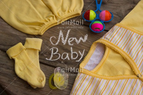 Fair Trade Photo Birth, Colour image, Horizontal, New baby, Yellow