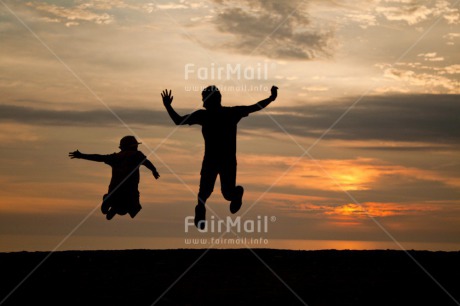 Fair Trade Photo Child, Colour image, Emotions, Father, Fathers day, Felicidad sencilla, Happiness, Happy, Holiday, Horizontal, New beginning, Peru, Shooting style, Silhouette, South America, Sunset