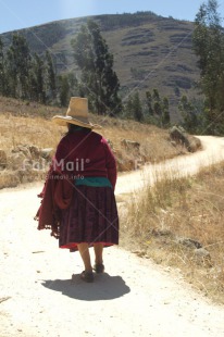 Fair Trade Photo Activity, Clothing, Colour image, Hat, Mountain, Old age, One woman, People, Peru, Portrait fullbody, Rural, Sombrero, South America, Traditional clothing, Vertical, Walking