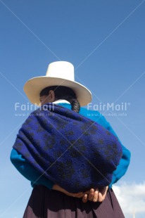 Fair Trade Photo Agriculture, Clothing, Colour image, Ethnic-folklore, Hat, Market, One woman, People, Peru, Rural, Sombrero, South America, Traditional clothing, Vertical