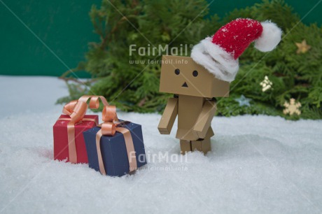 Fair Trade Photo Christmas, Colour image, Danboard, Gift, Hat, Horizontal, Peru, Snow, South America, Star