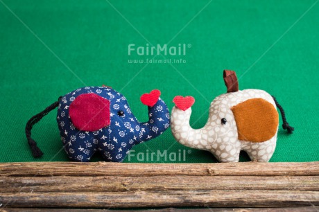 Fair Trade Photo Animals, Colour image, Couple, Elephant, Green, Heart, Love, Marriage, Peru, Red, South America, Textile, Valentines day, Wedding