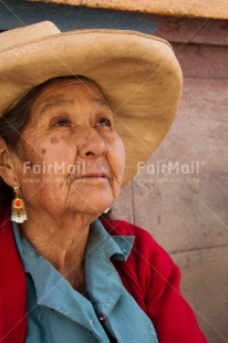 Fair Trade Photo Activity, Day, Ethnic-folklore, Hat, Latin, Looking away, One woman, Outdoor, People, Peru, Portrait headshot, Rural, Sombrero, South America, Vertical