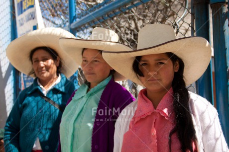 Fair Trade Photo Activity, Clothing, Colour image, Group of women, Hat, Horizontal, Looking at camera, People, Peru, Portrait halfbody, Rural, Sombrero, South America, Traditional clothing