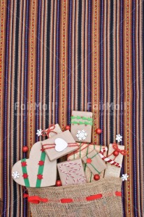 Fair Trade Photo Activity, Adjective, Bag, Celebrating, Christmas, Christmas decoration, Colour, Object, Peruvian fabric, Present, Vertical