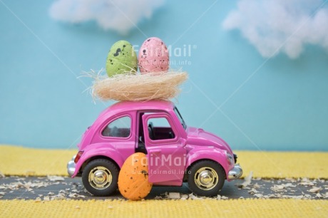 Fair Trade Photo Adjective, Birthday, Car, Cloud, Easter, Egg, Food and alimentation, Horizontal, Moving, Nature, Nest, New beginning, New home, Object, Transport